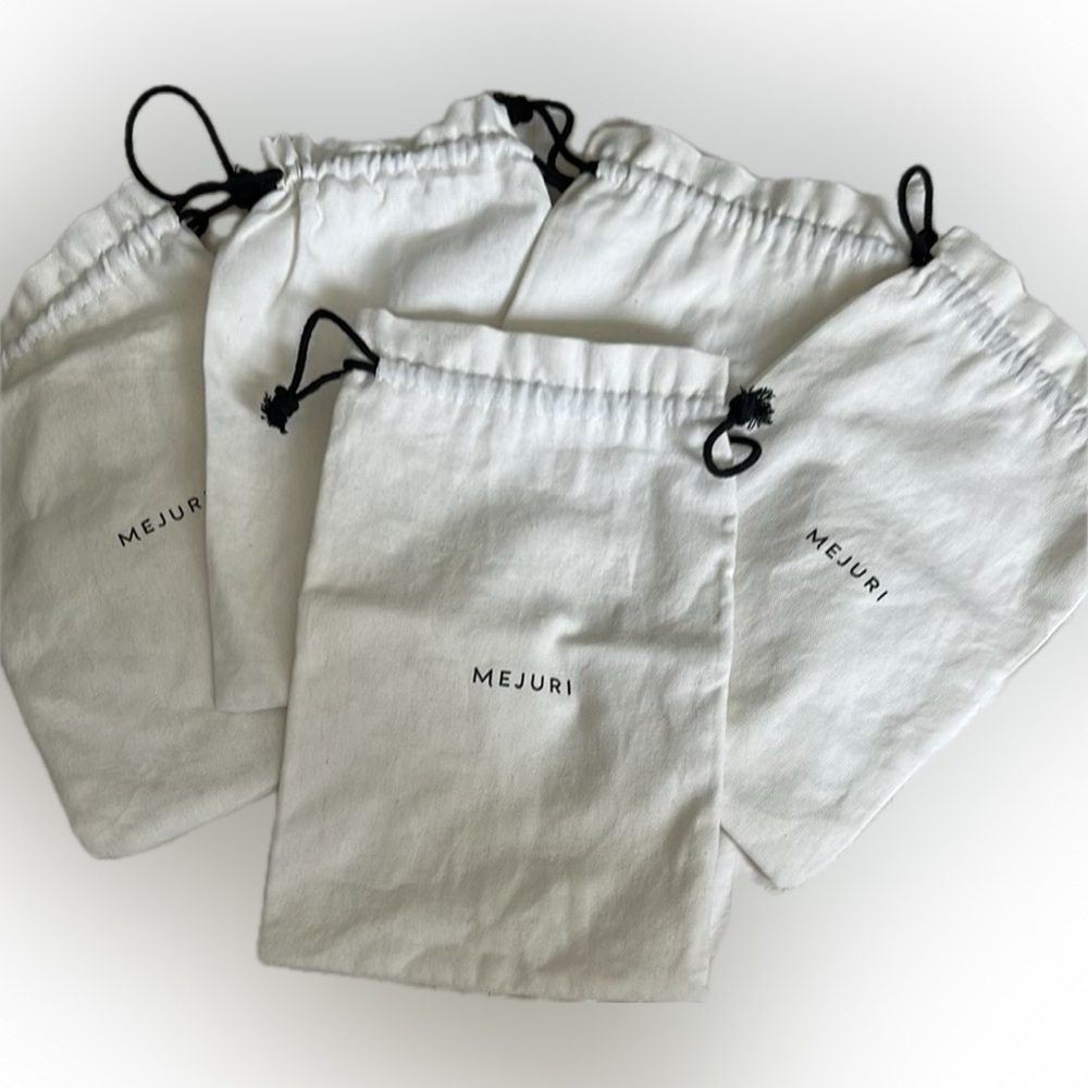 Mejuri White Jewelry Pouches